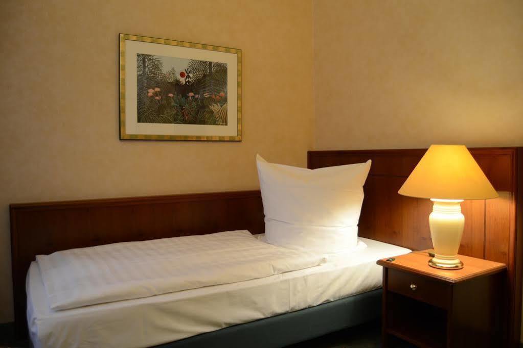 Specht 3* Dortmund